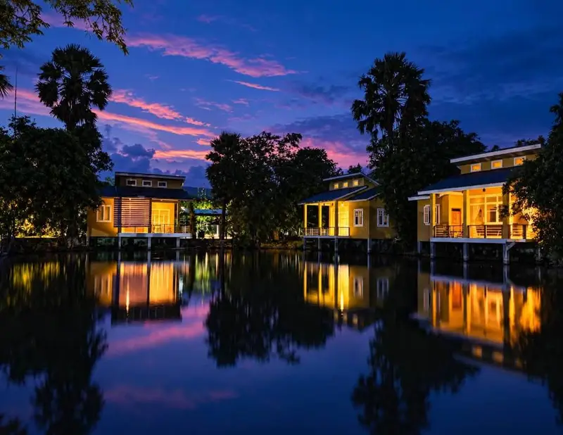 The Pond Residence