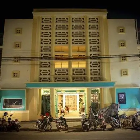 Hotel Old Cinema