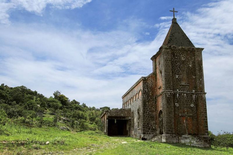 Bokor colonial church photo 1